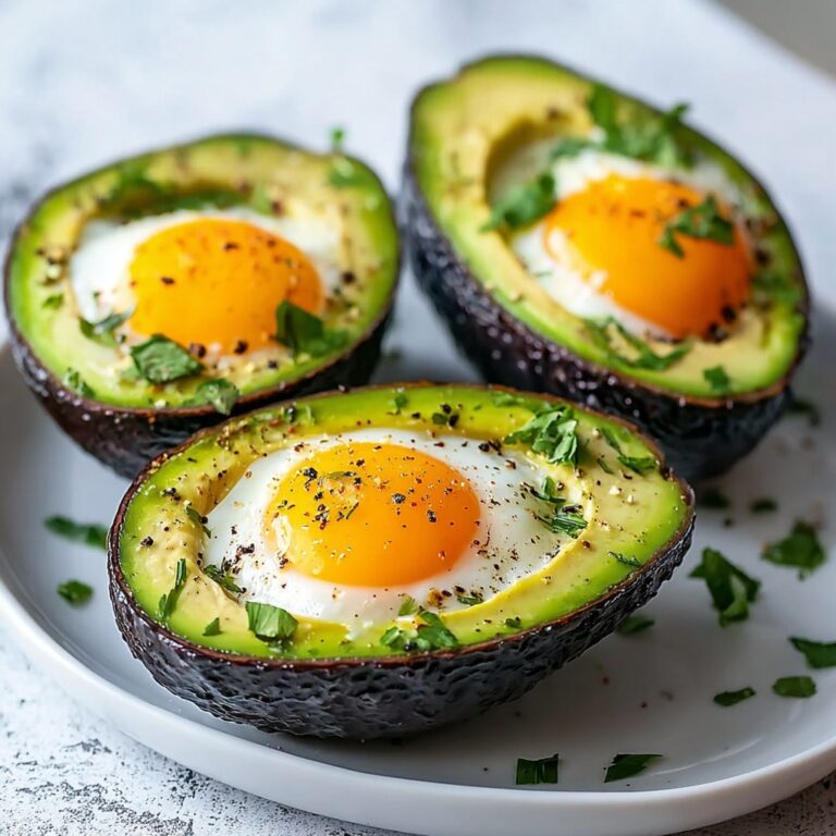 Keto Baked Egg Boats in Avocado Halves Recipe