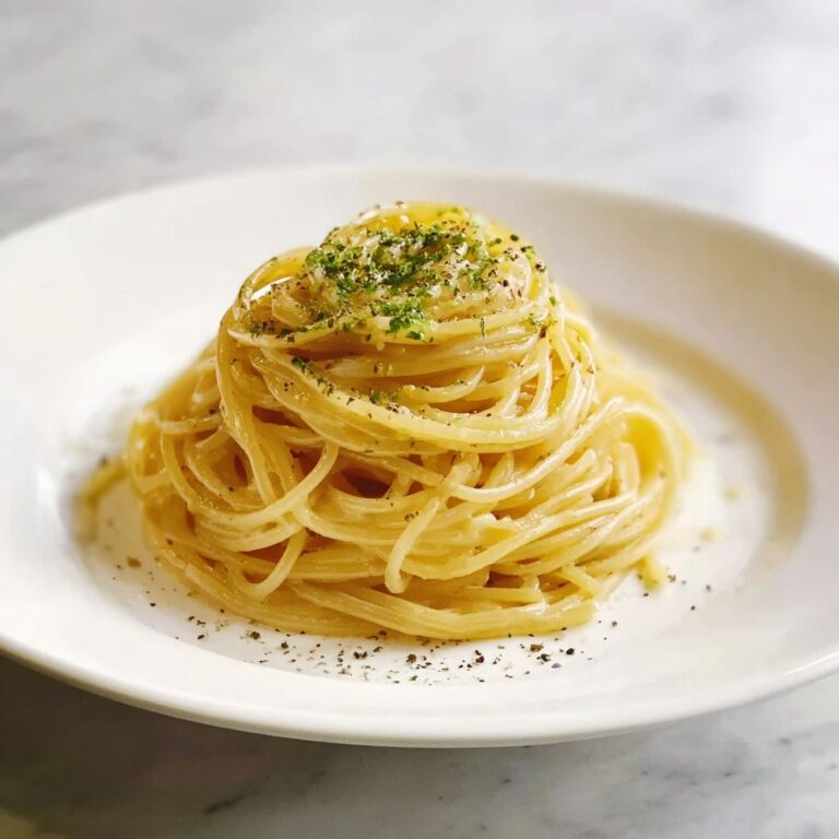 Spaghetti with Garlic and Oil (Aglio E Olio) Recipe