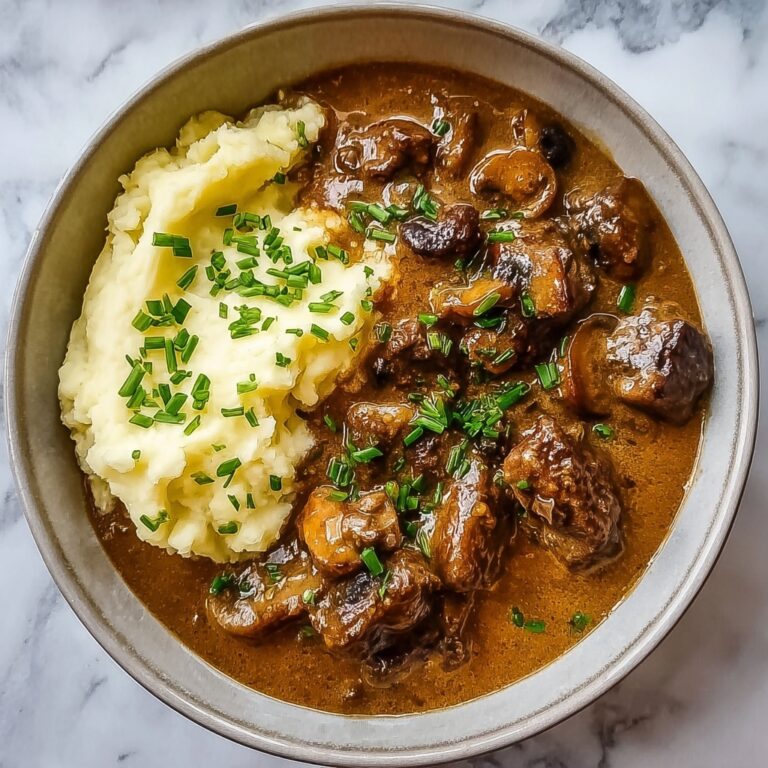 Slow Cooker Beef Stroganoff with Mushrooms and Rich Sour Cream Sauce Recipe